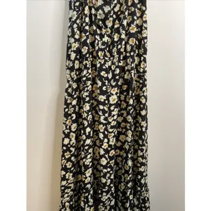 Pretty Garden Halter Maxi Dress MEDIUM Black Floral Boho Vacation Sleeveless NWT thumbnail 9