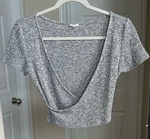 Garage Short Sleeve Crop Top thumbnail 1