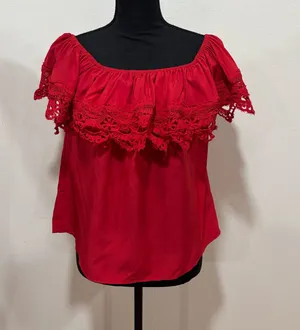 Red Blouse Size M thumbnail 1