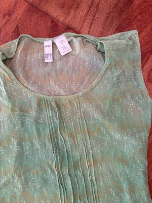 Y2K Vintage CITY DKNY Green Mesh Patterned Double Layered Baby Tee Size Small thumbnail 3