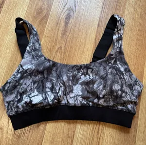 Women’s Marble-Print Sports Bra - Black/Gray thumbnail 1