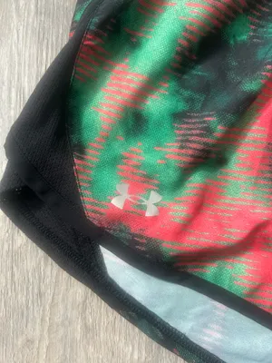 Under Armour Women’s Fly by 2.0 Running Shorts Red/green Abstract Size Small thumbnail 2