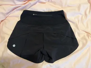 Lululemon Speed Up High-Rise Shorts 4" thumbnail 2