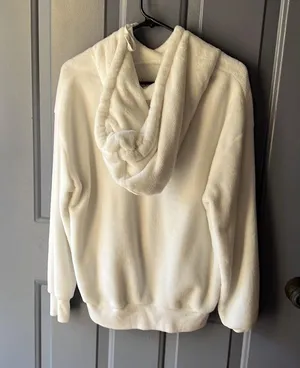 Super soft white hoodie Size XL thumbnail 2