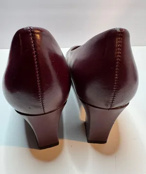 Ashley Taylor Burgundy Pumps Size 9 thumbnail 3