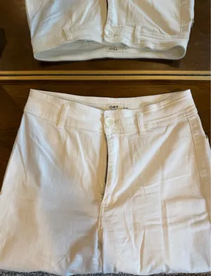 Wide Leg White Jeans Size 6 thumbnail 2
