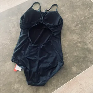 Women's Athletic Training Adjustable Strap One Piece Swimsuit thumbnail 7