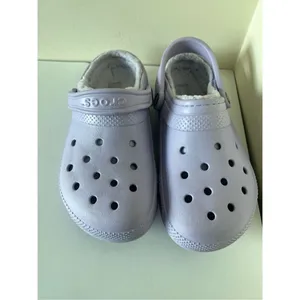 Crocs Comfort Classic Faux Fur Womens 8 and Men’s 6 Slip On Lined Clogs Lavender thumbnail 5