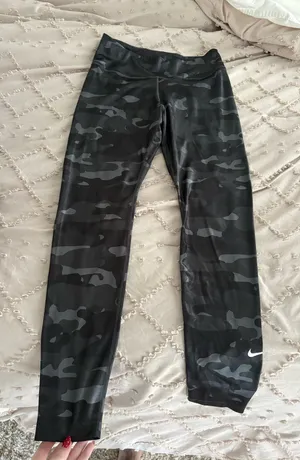 Nike Leggings thumbnail 1