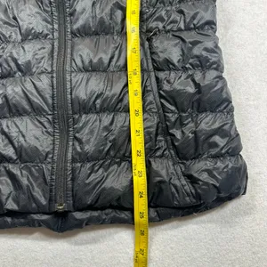 Athleta Women’s Black Goose Down Puffer Vest Size S Full Zip Quilted thumbnail 8