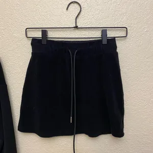 Paperoc super cute set with cropped hoodie and mini skirt thumbnail 2
