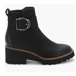Blondo Dagger Waterproof Black Nubuck Lug Sole Ankle Boots Women’s 6.5 NWT thumbnail 2