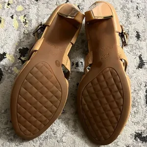Nurture Pamina size 11 leather tan heels Tan thumbnail 5