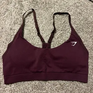 Gymshark Women’s Everyday Seamless Racerback Bra Cherry Purple Size Small NEW thumbnail 1