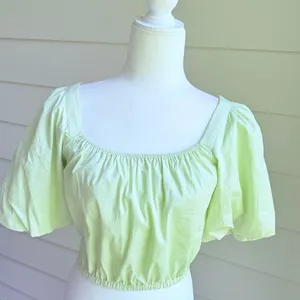 Copper Key Gingham Green Cropped Top with Puff Sleeves Size Small thumbnail 7