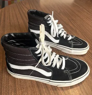 Vans Men 6 Women 7.5 Black and White High-Top Skate Sneakers Shoes thumbnail 1