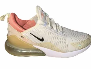 Nike Women's AirMax 270 thumbnail 1