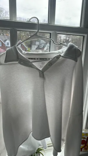 White Top thumbnail 3