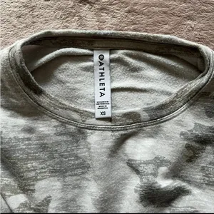 Athleta Balance Light Gray Camo Pullover Sweatshirt Size‎ XS thumbnail 2