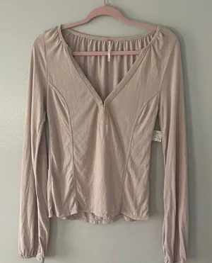 Free People Women's Top NWT Boho Travel Vacation Clean GIrl thumbnail 1