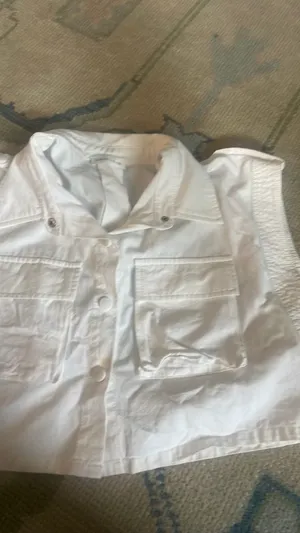 Vestique cropped top thumbnail 2