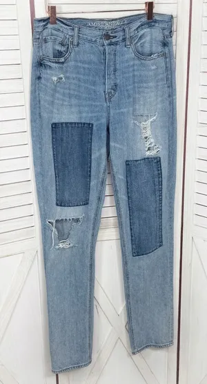 American Eagle Jeans Women 10 Vintage High Rise Slim Distressed Patch Straight‎ thumbnail 1