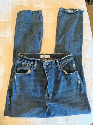 Abercrombie Curve Love Jeans thumbnail 1