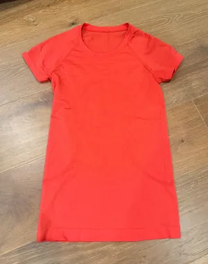 Lululemon Swiftly Tech thumbnail 1