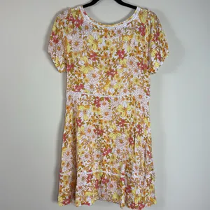 Idyllwind Floral Crochet Trim Pocketed Mini Dress‎ Size Medium thumbnail 6