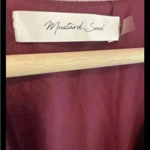 Mustard Seed Size Medium Burgundy Long Sleeve V-Neck Mini Party‎ Dress thumbnail 2