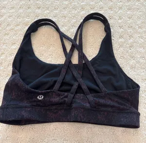 Lululemon Black Purple Crisscross Back Sports Bra Size 6 thumbnail 4