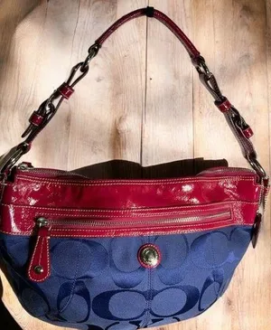 COACH LAURA signature patent top Pink and Blue Women's SHOULDERBAG tote thumbnail 1