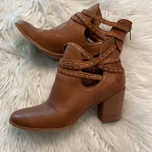 FRYE Bootie’s size 9 color tan/ brown see all photos of the boots thumbnail 16