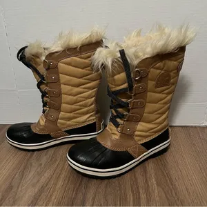 Sorel Tofino II Size‎ 5 Waterproof Winter Snow Boots Faux Fur Tan Black apres thumbnail 5