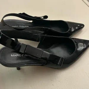 Marc Fisher Black Patent Slingback Pumps with Bow Accent 8M thumbnail 8