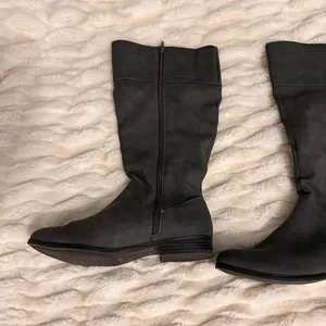 Style & Co. Gray Knee-High Boots Size 8.5 thumbnail 5