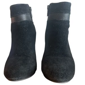 Tory Burch Bristol 85mm Black Suede Gold Logo Ankle Booties 7.5 thumbnail 3