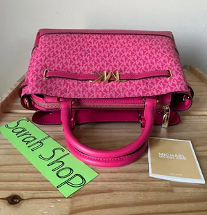 Michael Kors Purse thumbnail 5