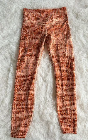 L*Space Active Leggings Size S/P Orange Patterned thumbnail 1