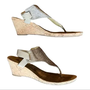 𝅺White Mountain Gold Glitter Wedges Size 9.5M thumbnail 6
