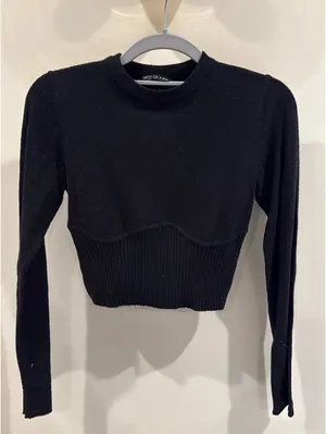 White Fox Black cropped sweater thumbnail 1