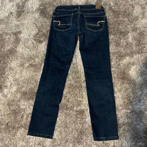 American Eagle Dark Wash Skinny Jeans 2 thumbnail 3