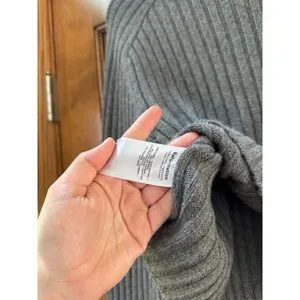 REFORMATION Brooke Cashmere Cropped Turtleneck Sweater in Gray Size XS thumbnail 7