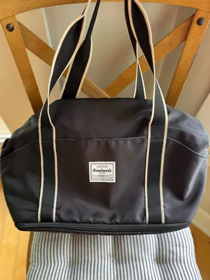 Source Unknown Black Nylon Large Duffle Bag Travel Bag Carry On Shoe Pocket Adjustable Strap thumbnail 5
