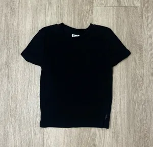 aritzia shirt  thumbnail 1