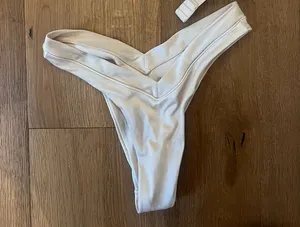 ONEONE Swimwear Gold Bikini thumbnail 3