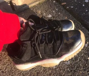 Air Jordan 11 thumbnail 1