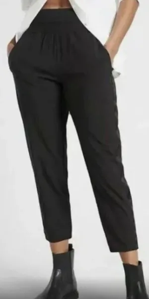 Athleta Nolita Slim Tapered Crop Black pant size 4 thumbnail 1