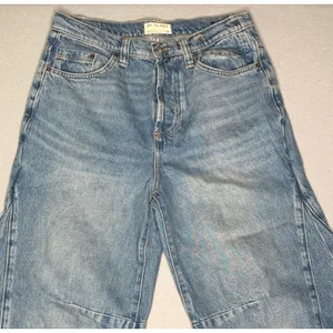 Free People We The Free Eden High Slouchy Flare Jeans Light Blue Denim Womens Size 28 thumbnail 2