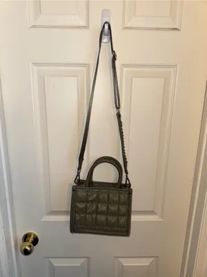 Steve Madden Green Quilted Crossbody Purse thumbnail 4